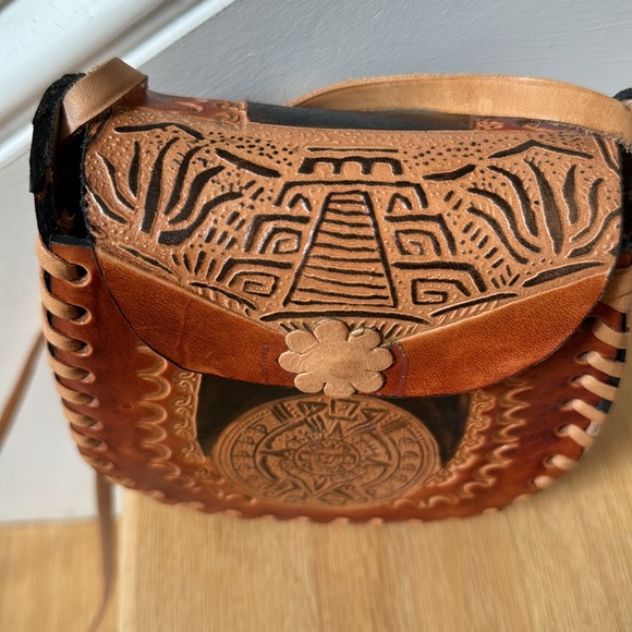 Leather handmade tooled small purse snap closure Mexico camel brown - Picture 9 of 9